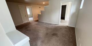 Spacious 5-Bed, 2.5-Bath Single-Family Home in Redmond Spacious 5-Bed, 2.5-Bath Single-Family Home in Redmond Gallery 21
