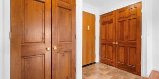 141 Great Neck Road Gallery 7
