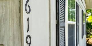 619 W 25TH Avenue Gallery 3