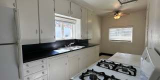 1115 S Maple Gallery 13