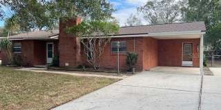 1821 OAK STREET Gallery 1