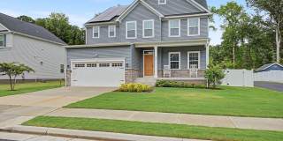 Stunning 2023-4 Bedroom plus guest room Home in Bulls Run! Gallery 1