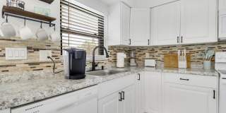 3539 Everglades Road Gallery 4
