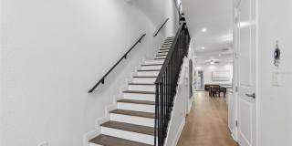 2113 W CASS Street Gallery 27