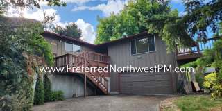 Beautiful 3 Bedroom Home in Southeast Eugene Gallery 1