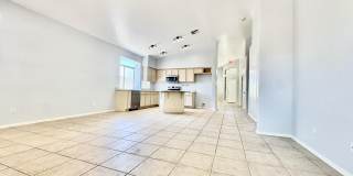 16401 N 39TH Place Gallery 5
