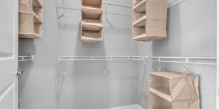 Woodland Square Gallery 11