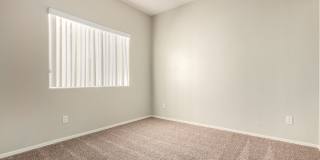 Awesome 3 bedroom / 2 bath in Cordova Estates - 83rd Ave & Buckeye Rd Gallery 21