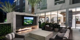 Bell Warner Center Gallery 24