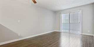 CCA - Columbia Court Apartments LP dba Tuscani Villas Gallery 9