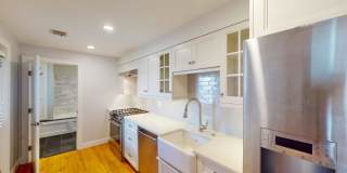 214 West 7th St. Gallery 4