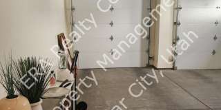 Move-in Bonus! 2 Bed, 2 bath + Office or Den. Gallery 19