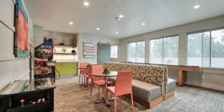 The Park at Cooper Point Apartments Gallery 8