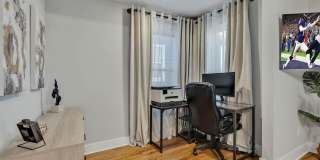 Gorgeous FULLY FURNISHED Home Just Off Charlotte Ave. Gallery 50