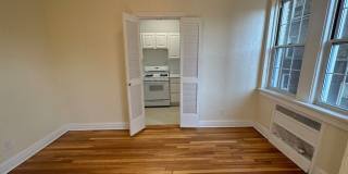 New King Edward Gallery 305