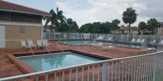 10040 Twin Lakes Dr Gallery 18