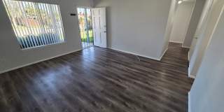 ONTARIO, single family home. Large fenced yard Gallery 1