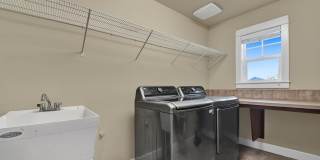 4 Bedroom home in SE Bend 4 Bedroom home in SE Bend Gallery 19