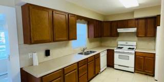 3 Bedroom - Sunrise Blvd Gallery 7
