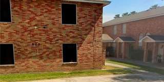 1805 Jason Avenue Gallery 1