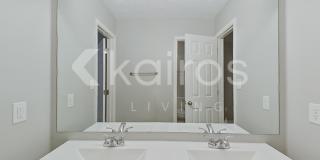 160 Deer Parkway Gallery 16