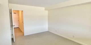 Iconic Gramercy Towers! 2 Story 2BR/2.5BA! 1,745SqFt!  VIEWS! Pool! Fitness! Pet! Parking!  Laundry!  PROGRESSIVE Gallery 28