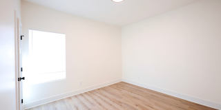 522 E Briarbrook Lane Gallery 12