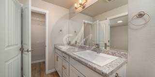 Modern Living Townhome In Palomino Ranch! Gallery 13
