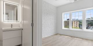 4 Bed 4 Bath - Brookline Gallery 6