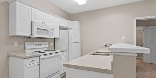 Marble Cliff Commons Gallery 94