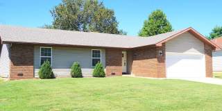 Adorable 3-Bed, 2-Bath Home with 2-Car Garage in Prime Location! Gallery 1