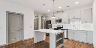 Kelly Hollow Gallery 13