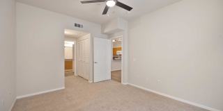 Mission Hills Commons Gallery 15