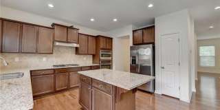 3377 N Twin Alley Gallery 21