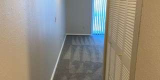 River Walk Apartments Gallery 35