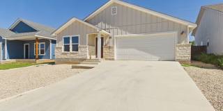 Granite Kitchen, Large Bedrooms & Walk-In Stone Shower Gallery 1