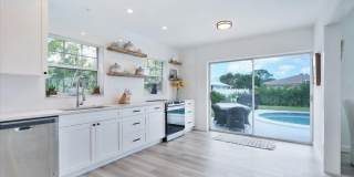 76 W Fairview W W Gallery 8
