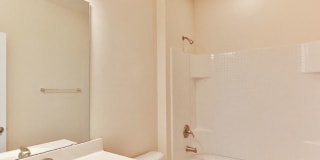 Vyne On Central Gallery 20