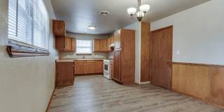 JUST HIT THE MARKET!!! 3 bedroom 1.5 bathroom Gallery 20