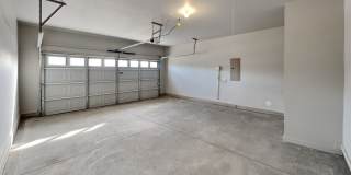 4 Bedroom 2 Bathroom 2 Car Garage Home in Oakdale School District Gallery 25