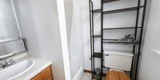 1 Bedroom 1 Bathroom Apartment 1 Bedroom 1 Bathroom Apartment Gallery 4