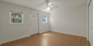 114 18TH Avenue N Gallery 6