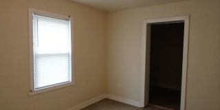 Delightful 2 bedroom 1 bath duplex - Open To Section 8 - $99 Move In Specail Gallery 8