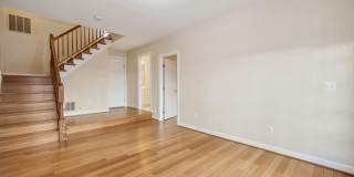 1813 DAWSON Street Gallery 25