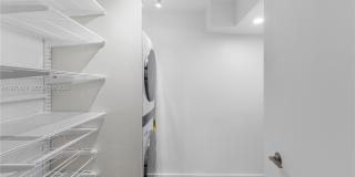 101 Ocean Lane Dr Gallery 24