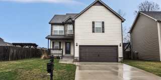 Pet Friendly Three Bedroom with Bonus! Gallery 1