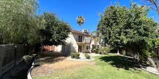 Beautiful 2 Story Home in The Seasons - SW- $2,400 + $2,400 Deposit Gallery 32