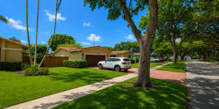 8907 Southwest 49th Court Gallery 3