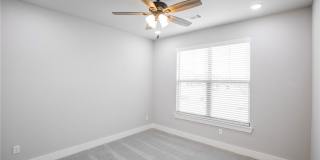 7843 Range Ave Gallery 18