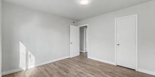 Evanston Apartments Gallery 14